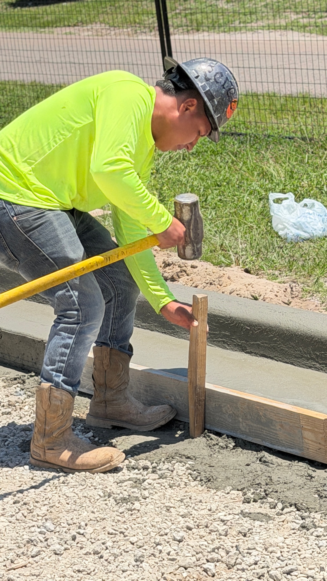 Curb Forming & Finish